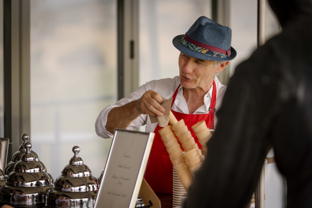 Wedding gelati at capape hour.